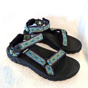 Teva sandals size 7